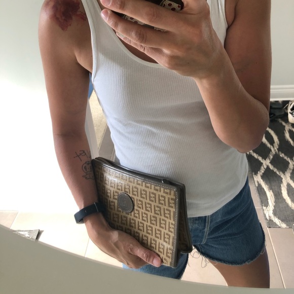 Authentic Fendi makeup case/ clutch - Picture 6 of 6